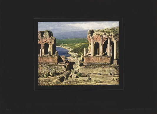 Das griechische Theater bei Taormina, Italien, Farbenphotographie von 1910.